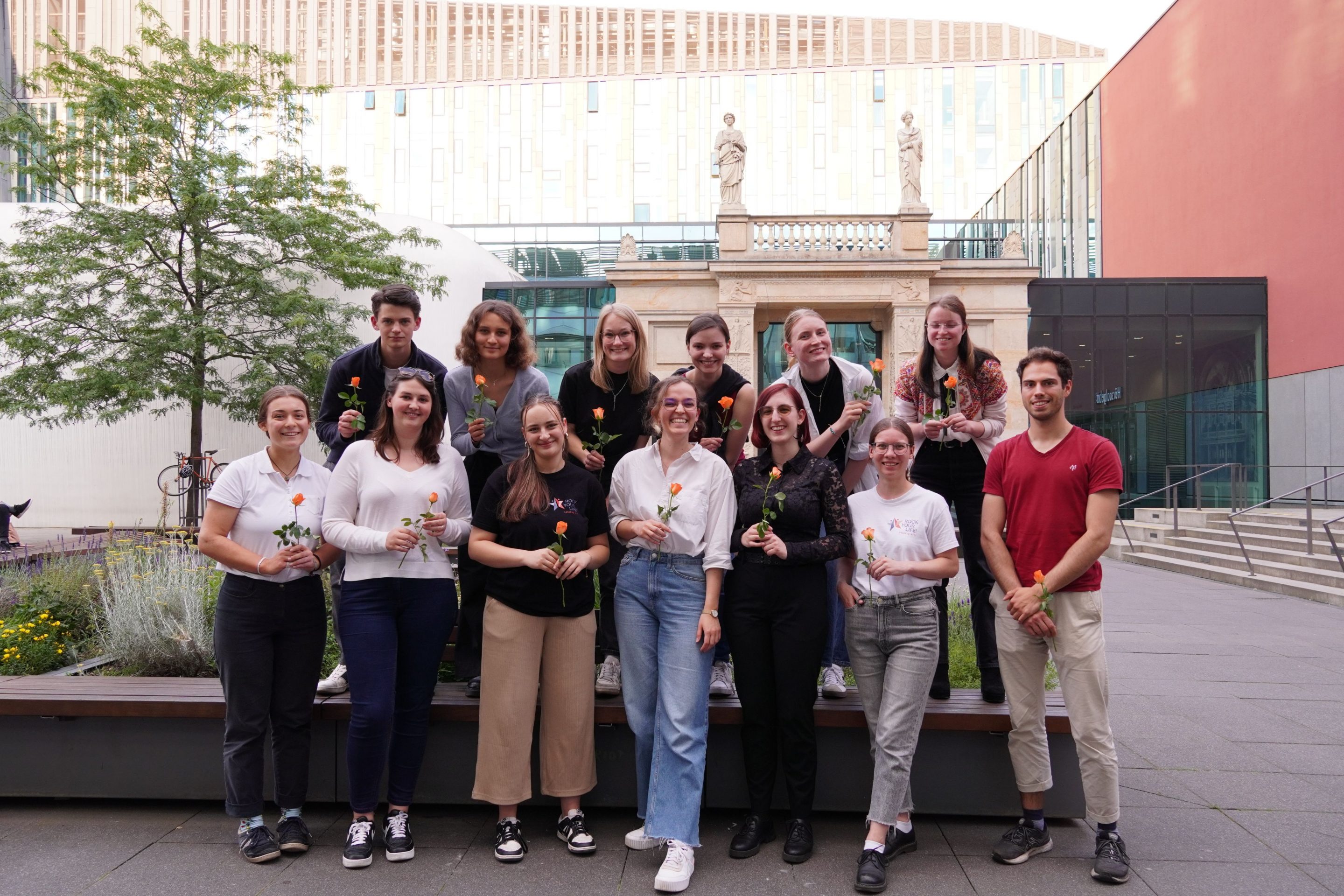 Gruppenbild des ROCK YOUR LIFE! Leipzig e.V.